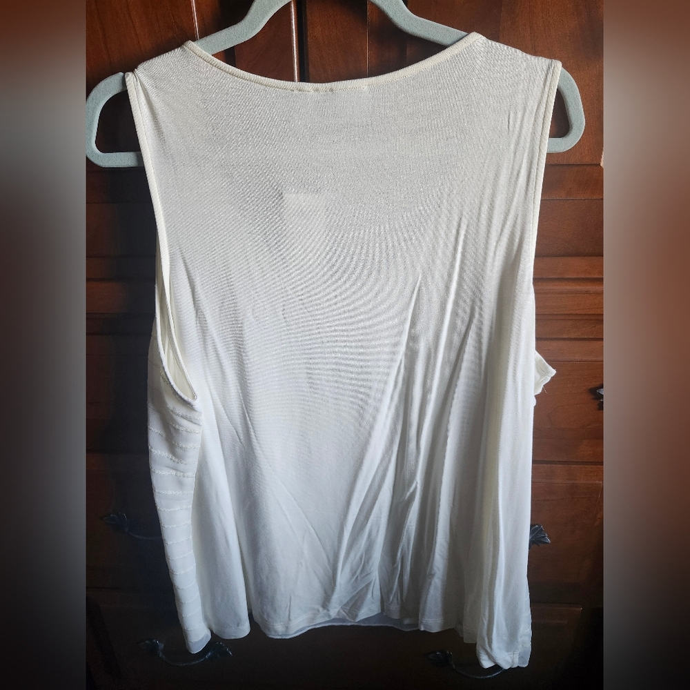 Chics Easywear Women's Ecru Sleeveless Top Or Shell - Picture 5 of 6